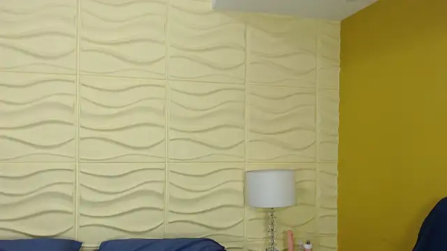 Snapshot of SophiaBloss chatting on 23, 9, 2025 SophiaBloss online show from 23, 9, 2025