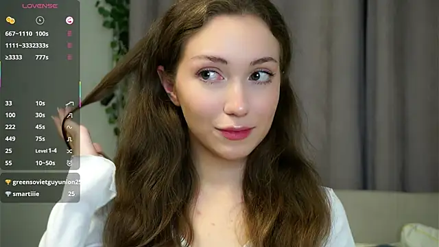 ZeniaBolich online show from 2, 10, 2025