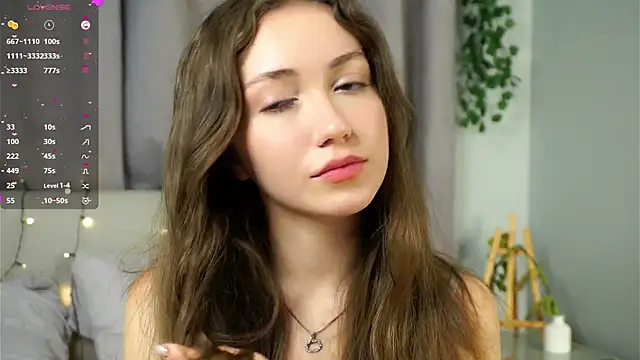 ZeniaBolich online show from 16, 10, 2025