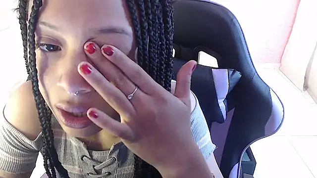 EIVIY1609 online show from 20, 11, 2025