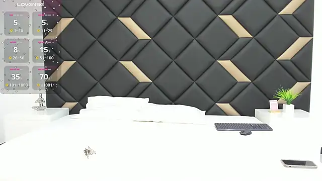 Snapshot of GeraldineSandoval chatting on 30, 9, 2025 GeraldineSandoval online show from 30, 9, 2025