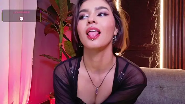 La Diabla 111  online show from 9, 10, 2025