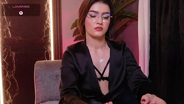 La Diabla 111  online show from 28, 10, 2025