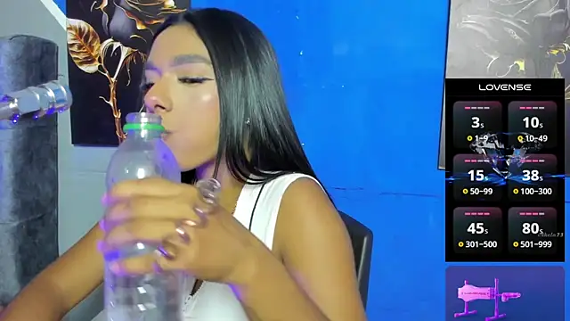 lau-hot online show from 5, 3, 2026