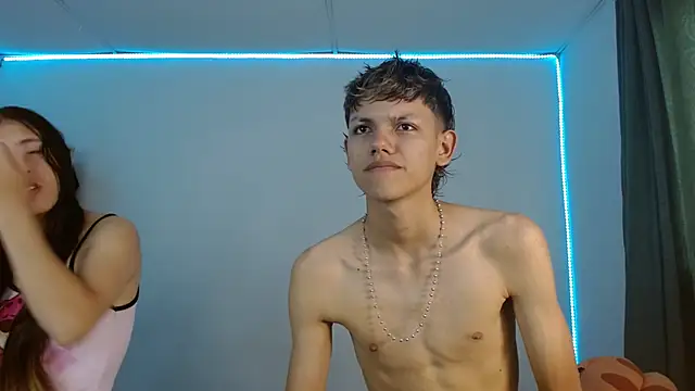 Snapshot of Lucy_y_Jacob chatting on 11, 9, 2025 Lucy y Jacob online show from 11, 9, 2025