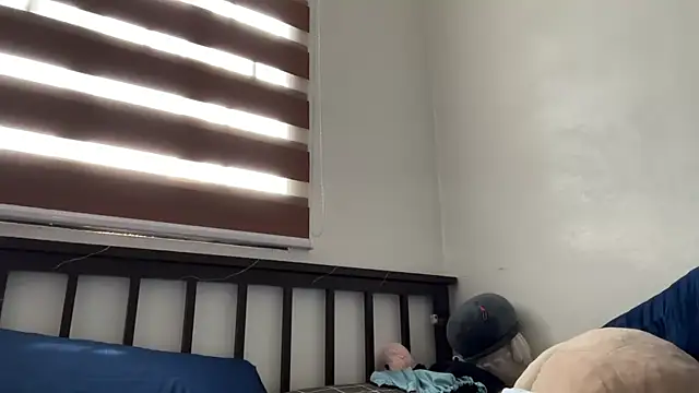 puchienjoyer online show from 21, 4, 2026