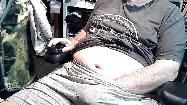 Snapshot of georgew62 chatting on 8, 10, 2025 georgew62 online show from 8, 10, 2025