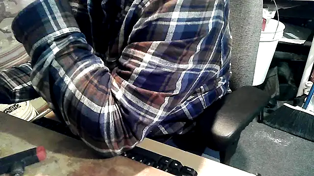 Snapshot of georgew62 chatting on 15, 2, 2026 georgew62 online show from 15, 2, 2026