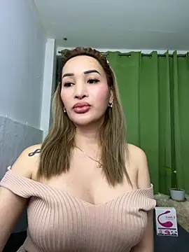 Snapshot of toni_0601 chatting on 2, 10, 2025 toni 0601 online show from 2, 10, 2025