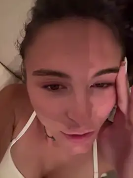 Snapshot of SophiiaStarr chatting on 18, 6, 2026 SophiiaStarr online show from 18, 6, 2026