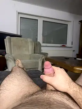 Snapshot of flamur_albania chatting on 10, 11, 2025 flamur albania online show from 10, 11, 2025