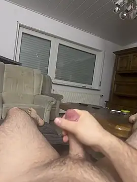 Snapshot of flamur_albania chatting on 19, 11, 2025 flamur albania online show from 19, 11, 2025