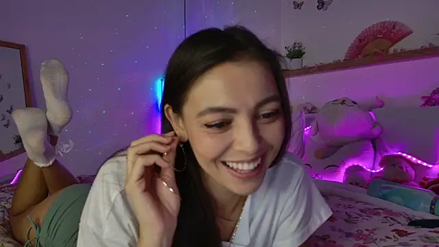 Snapshot of keirasworld chatting on 11, 5, 2026 keirasworld online show from 11, 5, 2026