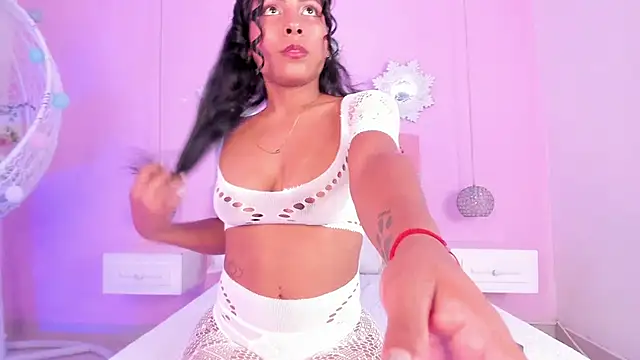 Mi4 Monroe online show from 3, 10, 2025