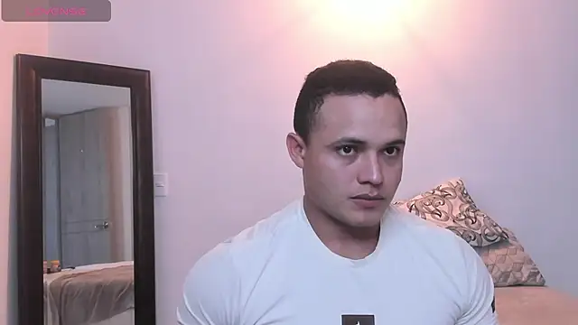 KingLevi01 online show from 17, 9, 2025