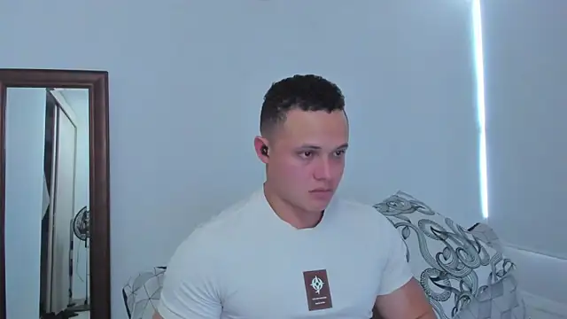 KingLevi01 online show from 1, 6, 2026