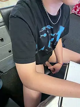 Pikachu19yo online show from 31, 1, 2026
