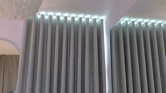 NicoleArmani online show from 2, 4, 2026