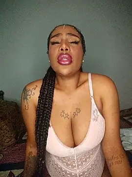 Queen Amara online show from 17, 11, 2025