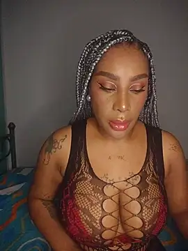 Queen Amara online show from 4, 6, 2026