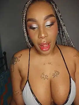 Queen Amara online show from 13, 6, 2026