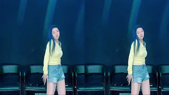 queen-001 online show from 20, 9, 2025