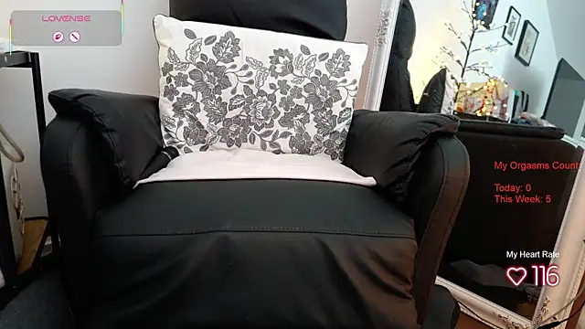 GingerAleMILF online show from 26, 4, 2026