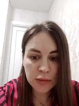 Snapshot of Risky-Flower chatting on 13, 10, 2025 Risky-Flower online show from 13, 10, 2025