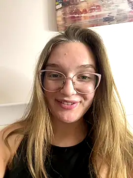 Bellatrisssaa online show from 16, 11, 2025