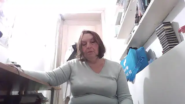 AnnaLive570 online show from 22, 4, 2026