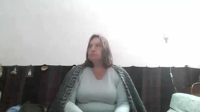 Snapshot of AnnaLive570 chatting on 10, 5, 2026 AnnaLive570 online show from 10, 5, 2026