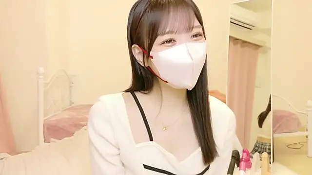 roachan  online show from 17, 2, 2026