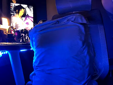 Snapshot of THEDICKBOY17 chatting on 15, 9, 2025 THEDICKBOY17 online show from 15, 9, 2025