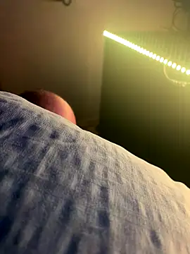 Snapshot of THEDICKBOY17 chatting on 25, 9, 2025 THEDICKBOY17 online show from 25, 9, 2025