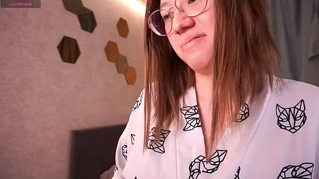 MaymeDeuel online show from 3, 11, 2025