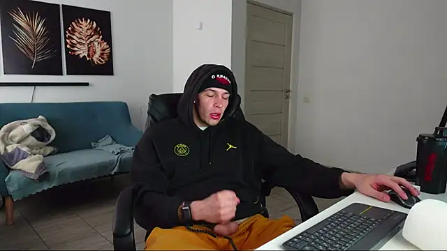 Ryan Dozer online show from 30, 4, 2026
