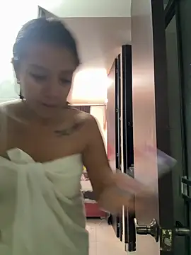 charlottekiss99 online show from 27, 4, 2026