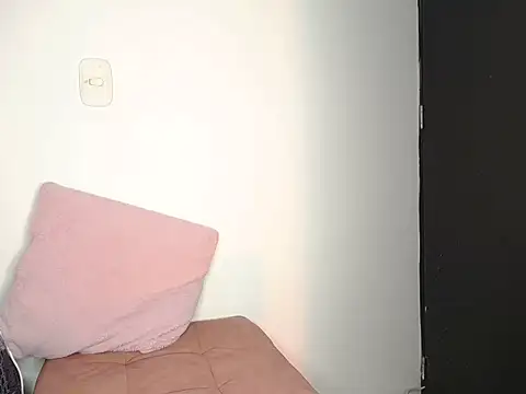 charlottekiss99 online show from 9, 5, 2026