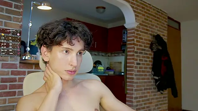 Snapshot of boream chatting on 10, 9, 2025 boream online show from 10, 9, 2025