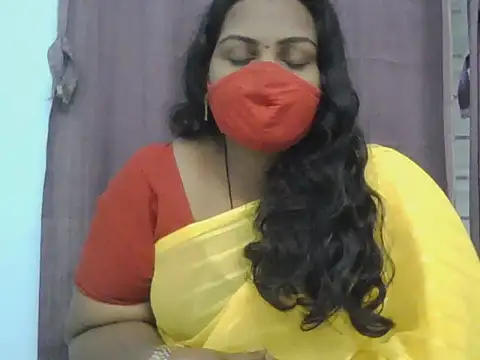 Snapshot of kineera_kontepilla chatting on 3, 10, 2025 kineera kontepilla online show from 3, 10, 2025