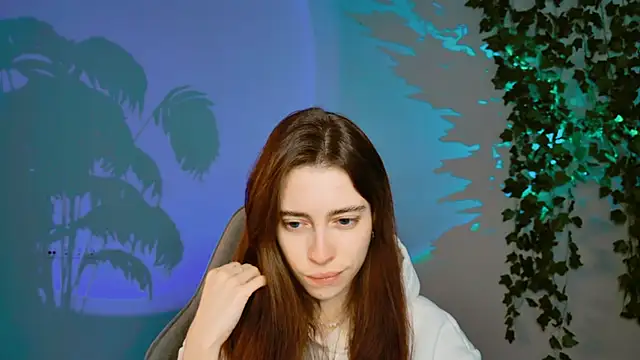 Yoka paradoXXX online show from 22, 9, 2025