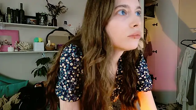 Snapshot of Yoka_paradoXXX chatting on 17, 5, 2026 Yoka paradoXXX online show from 17, 5, 2026