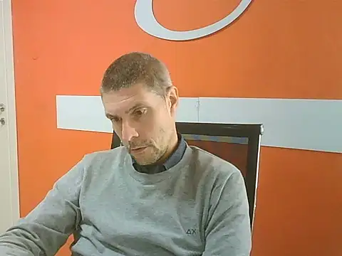 Snapshot of max79ve31 chatting on 3, 11, 2025 max79ve31 online show from 3, 11, 2025