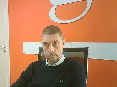 Snapshot of max79ve31 chatting on 14, 11, 2025 max79ve31 online show from 14, 11, 2025