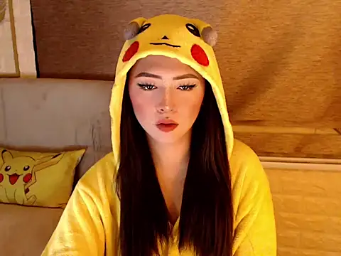 yourdevilsweettsx online show from 25, 4, 2026