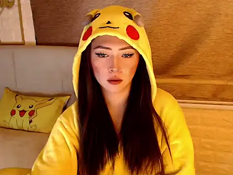 yourdevilsweettsx online show from 25, 4, 2026