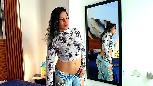 Evelin thompsson online show from 25, 11, 2025