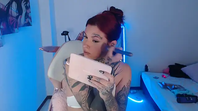 Maddy Vicius19 online show from 12, 11, 2025