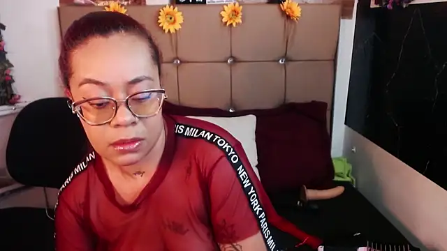 MIA  SPENCER online show from 6, 2, 2026