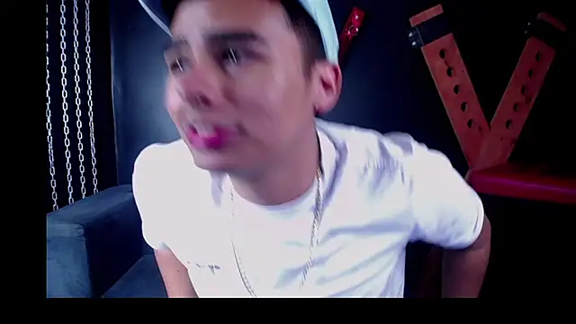 Snapshot of Matthewlodge chatting on 14, 10, 2025 Matthewlodge online show from 14, 10, 2025